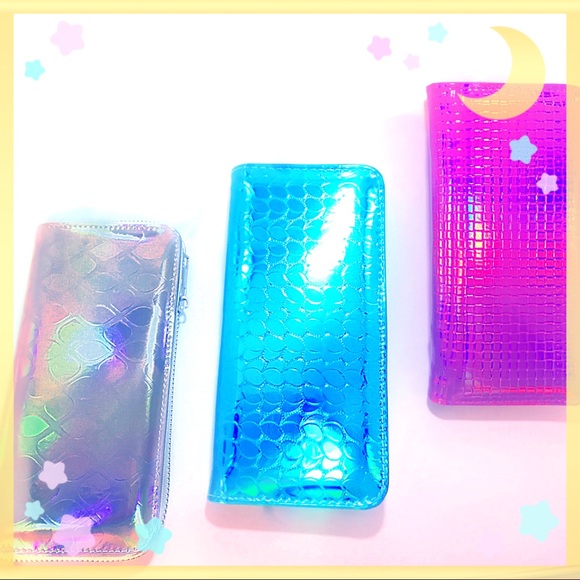 💎Hologram UniLovers Purse💎New!! - Picture 1 of 6